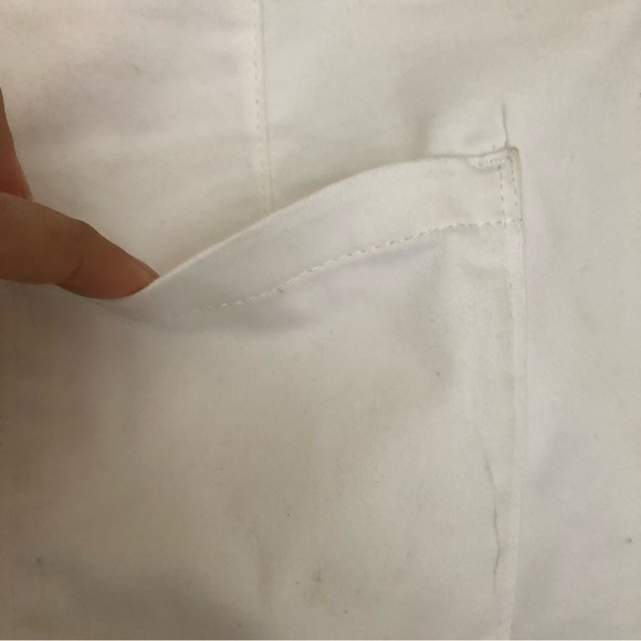 Uniqlo White Stretchy Dress pants - Picture 7 of 7